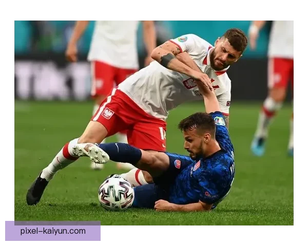 欧洲杯激战正酣：各国球队表现亮眼，精彩赛事引发球迷狂热